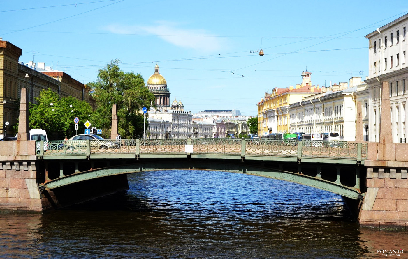 Спб поцелуев мост фото